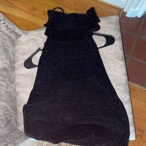 Turtleneck sleeveless sweater
